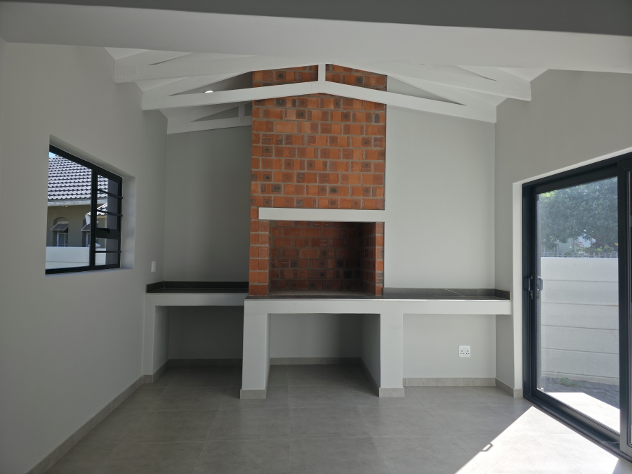 3 Bedroom Property for Sale in Aston Bay Eastern Cape